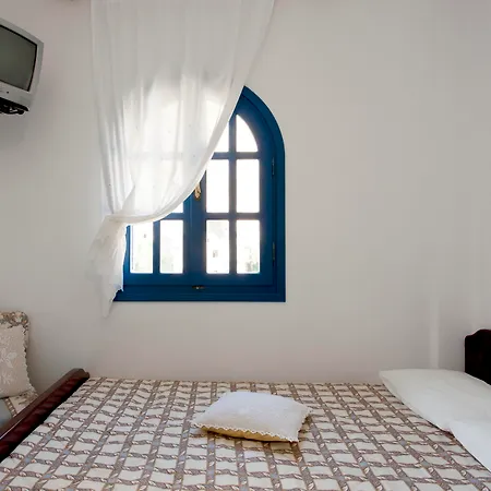 Ancient Thera Apart-hotel
