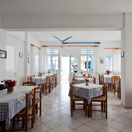 Apart-hotel Ancient Thera Perissa (Santorini)