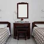 Ancient Thera Aparthotel Perissa (Santorini)