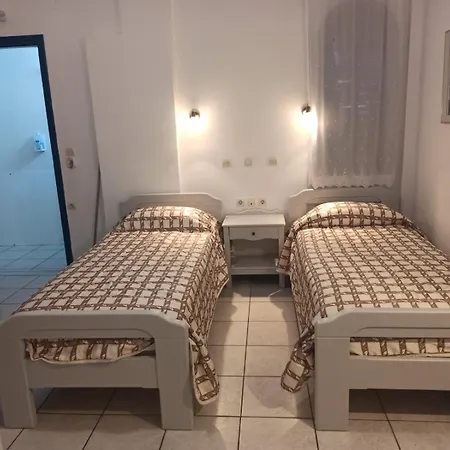 Ancient Thera מלון דירות פריסה