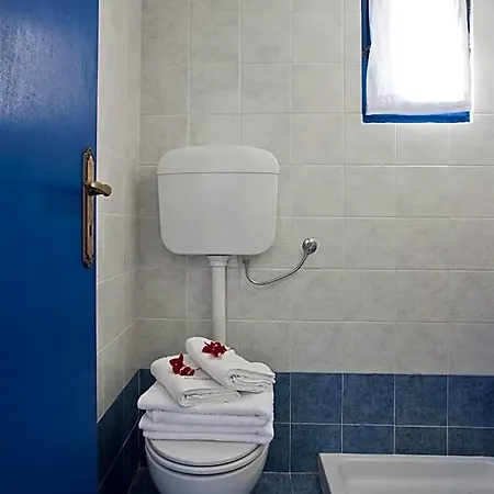 Ancient Thera Aparthotel 3*