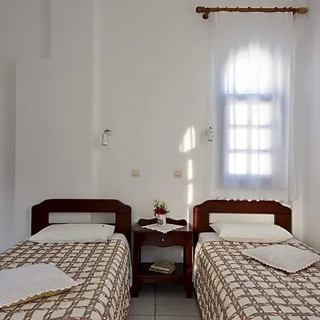 Aparthotel Ancient Thera Perissa (Santorini)
