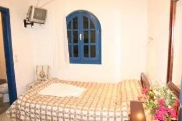 Ancient Thera 3* Perissa (Santorini)