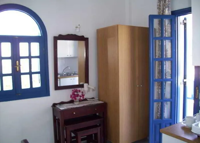 Apartmanhotel Ancient Thera 3*