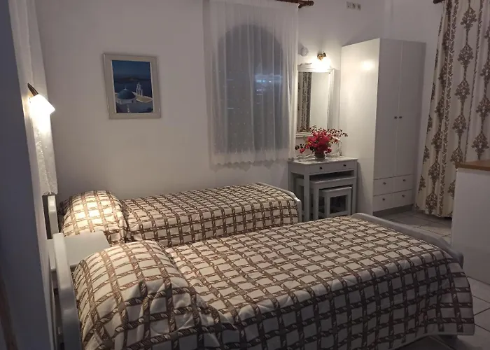 Apartmanhotel Ancient Thera Perísza