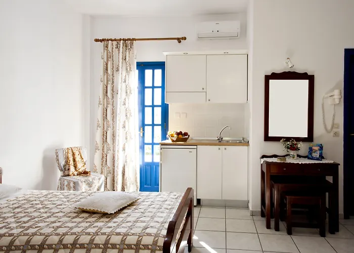 Aparthotel Ancient Thera Perissa (Santorini)