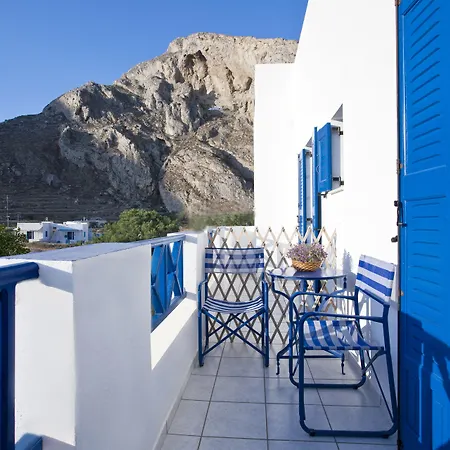 Ancient Thera 3* Perissa (Santorini)